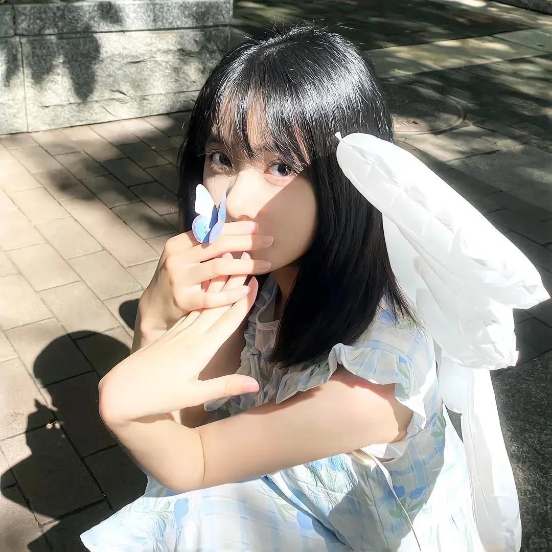 在别处2019